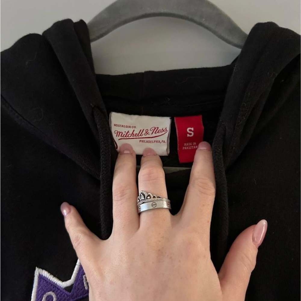 Raptors black hoodie (small) - Picture 3 of 3